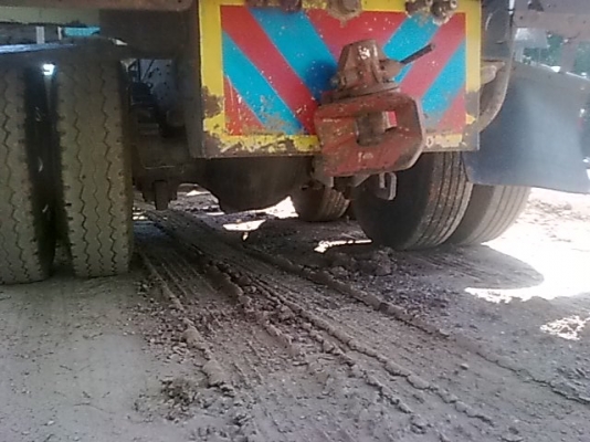 ขายHINO MEGA 260 ปลายปี47มีระบบลากพ่วงKTK สลักใหญ่ สภาพสวยพร้อมใช้ ติดต่อได้ที่คุณ อ๊อฟ พิจิตร 086-737-9991