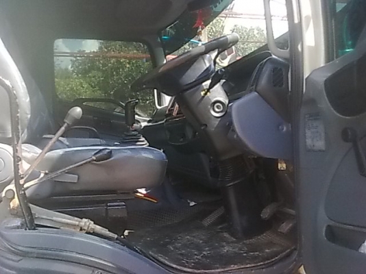 ขายHINO MEGA 260 ปลายปี47มีระบบลากพ่วงKTK สลักใหญ่ สภาพสวยพร้อมใช้ ติดต่อได้ที่คุณ อ๊อฟ พิจิตร 086-737-9991