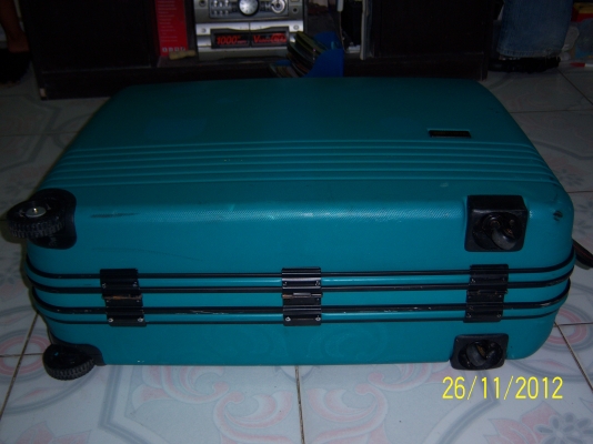 กระเป๋าเดินทางสภาพดี