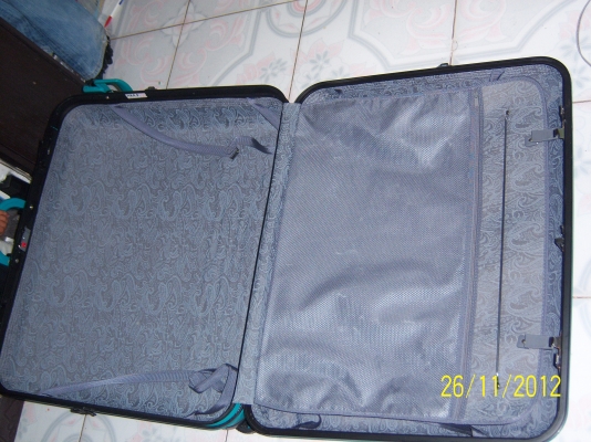 กระเป๋าเดินทางสภาพดี