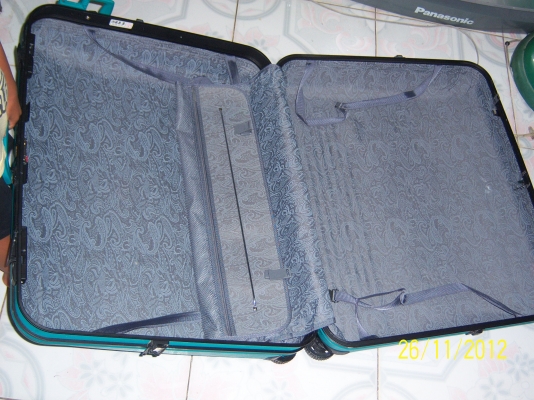 กระเป๋าเดินทางสภาพดี