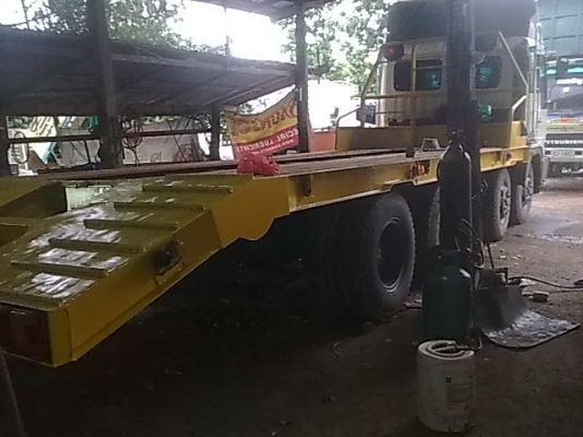 ขายเทเลอร์12ล้อโปรเฟีย สภาพสวยพร้อมใช้ ติดต่อได้ที่คุณอ๊อฟ พิจิตร 086-737-9991