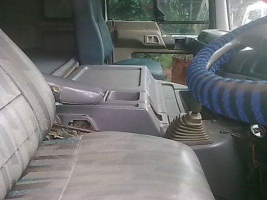 ขายเทเลอร์12ล้อโปรเฟีย สภาพสวยพร้อมใช้ ติดต่อได้ที่คุณอ๊อฟ พิจิตร 086-737-9991