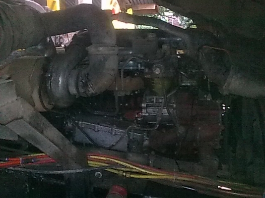 ขายเทเลอร์12ล้อโปรเฟีย สภาพสวยพร้อมใช้ ติดต่อได้ที่คุณอ๊อฟ พิจิตร 086-737-9991