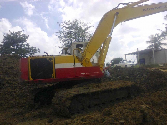 ขายด่วนโคมัสซุ200-5คอนโทลสั้นตูดแดงไฟฟ้าถูกตัดราคา750,000บาทเจ้าของขายเอง ขายด่วนโคมัสซุ200-5คอนโทลสั้นตูดแดงไฟฟ้าถูกตัดราคา750,000บาทเจ้าของขายเอง