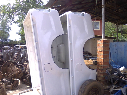 ขายกระบะวีโก้แชมป์ ตอนเดียว สภาพถอดไม่เคยใช้งาน อุปกรณ์ครบมีหลายลูก