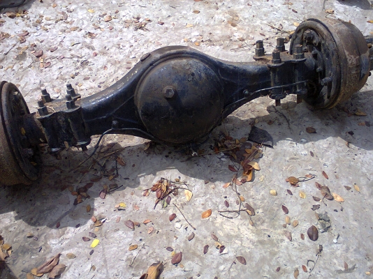 ขายเฟืองท้าย HINO 6 ล้อ 6 น็อต สภาพถอดลงพร้อมติดตั้ง