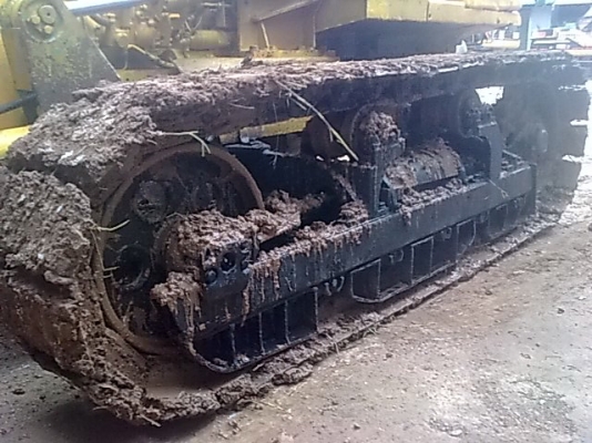 ขายแทรกเตอร์KOMATSU D20p-5 เอกสารอิมวอย สภาพสวยพร้อมใช้ ติดต่อได้ที่คุณ อ๊อฟ พิจิตร 086-737-9991