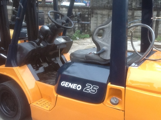 รถยโตโยต้ารุ่น 7 เสาสูง 3 เมตร เครื่องเบนซินติดแก๊สจากนอก เกียร์ออโต้ น้ำหนักยก 2.5 ตัน สภาพสวยพร้อมใช้งานได้เลย รถยโตโยต้ารุ่น 7 เสาสูง 3 เมตร เครื่องเบนซินติดแก๊สจากนอก เกียร์ออโต้ น้ำหนักยก 2.5 ตัน สภาพสวยพร้อมใช้งานได้เลย