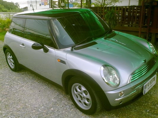 ขาย MINI Cooper AT ปี05  รถบ้าน(รถพยาบาลคับ ตรวจสอบได้)คับไม่มีวนแน่นอน ทะเบียนสวย จัดไฟแนนได้เกิน600000 คับ