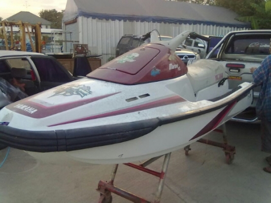 ขายด่วนเรือเจ๊ตสกี YAMAHA 650 CC. ถอยหลังได้ครับ เก่าญี่ปุ่น