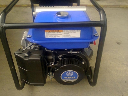 ขายเครื่องเชื่อมสนาม ปั้นไฟได้ 6 KVA. เชื่อมได้ 4 มิล ครับ ขายเครื่องเชื่อมสนาม ปั้นไฟได้ 6 KVA. เชื่อมได้ 4 มิล ครับ