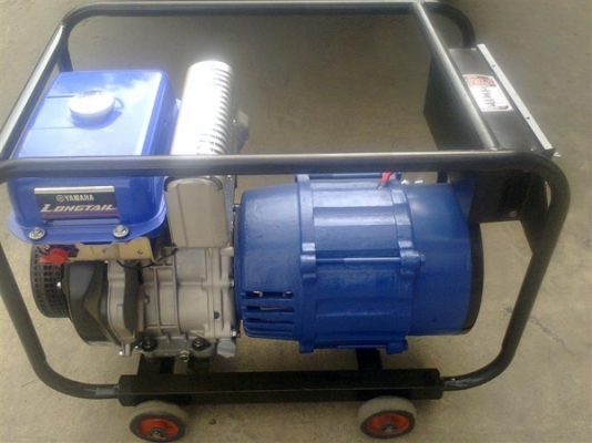 ขายเครื่องเชื่อมสนาม ปั้นไฟได้ 6 KVA. เชื่อมได้ 4 มิล ครับ