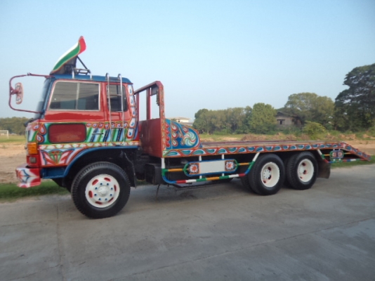 .รถฮีโน่10ล้อเครื่อง195แรงม้า เป็นเทเลอร์เข็นแม็กโค200-320ได้สบายๆ