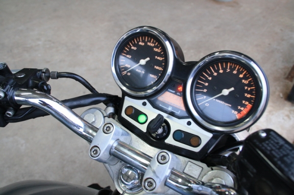 ขาย CB 400 เทค 1 สรรพสามิต รถเดิม ใสปิ๊ง เทคเปิดทุกเกียร์ ขาย CB 400 เทค 1 สรรพสามิต รถเดิม ใสปิ๊ง เทคเปิดทุกเกียร์