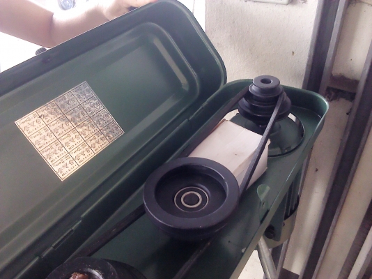 สว่านแท่นตัวใหญ่สูง 100 cm.จับดอกส่วานได้ถึง 13 มม.มีปากกาจับงานแถมให้ด้วย สว่านแท่นตัวใหญ่สูง 100 cm.จับดอกส่วานได้ถึง 13 มม.มีปากกาจับงานแถมให้ด้วย