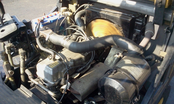 รถโฟล์คลิฟ 1.5 ตัน ยก 6 เมตร รถโฟล์คลิฟ 1.5 ตัน ยก 6 เมตร