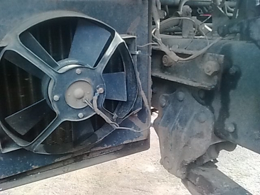 ขายMITSUBISHI FN627M6 260แรงม้ากระบะสามมิตรรอลเฉียงมีระบบลากพ่วงให้พร้อม สภาพสวยพร้อมใช้ ราคาต่อรองกันได้ ติดต่อได้ที่คุณอ๊อฟ พิจิตร 086-737-9991