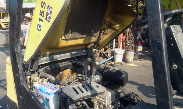 รถโฟล์คลิฟ 1.5 ตัน ยก 6 เมตร รถโฟล์คลิฟ 1.5 ตัน ยก 6 เมตร