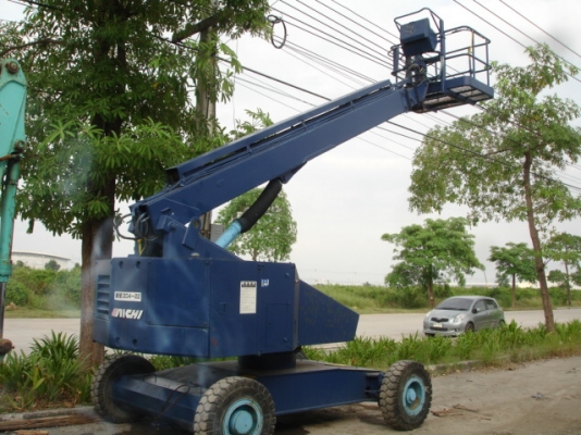 บูมลิฟต์ AICHI SP150 สูง 15 เมตร ถึงไทยแล้วครับ นำเข้าจากญี่ปุ่น ไม่แพงครับ