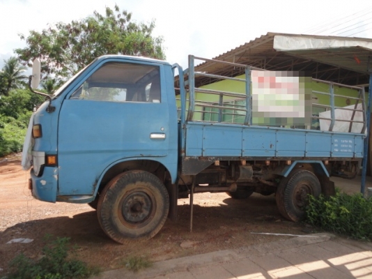 MITSUBISHI  6 ล้อ    มีเล่มทะเบียนพร้อมค่ะ