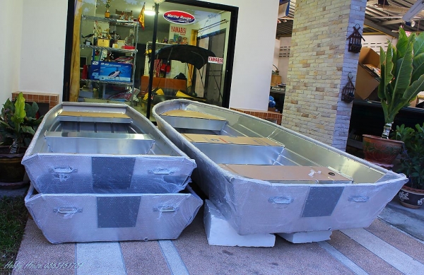 เรืออลูPhoenixท้องV12ฟุต เรืออลูPhoenixท้องV12ฟุต