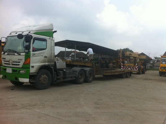 บริการขนย้ายเครื่องจักรกลหนัก