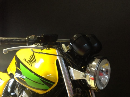 นุรังสิต___ขาย CB400 ปี93 รถเดิมๆๆ สวยๆ เครื่องดี เอกสารอินวอยเเท้ตัวจริง   ราคา 57000 พร้อมส่งทั่วไทย ดูเลย