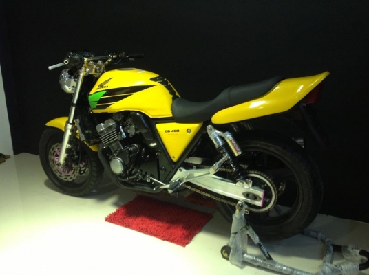 นุรังสิต___ขาย CB400 ปี93 รถเดิมๆๆ สวยๆ เครื่องดี เอกสารอินวอยเเท้ตัวจริง   ราคา 57000 พร้อมส่งทั่วไทย