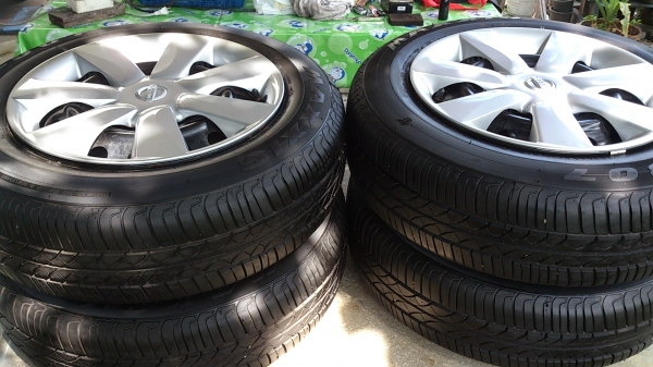 >>ขายกะทะล้อ พร้อมยาง ปี 2011<<
