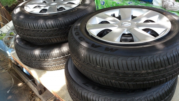 >>ขายกะทะล้อ พร้อมยาง ปี 2011<<