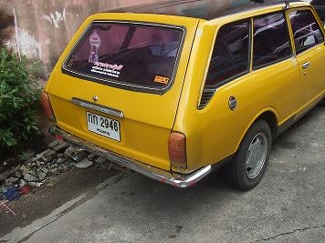 ขายTOYOTA ke26แวน บางๆเดิมๆเกือบทั้งคันรถวิ่งใช้งานอยู่โอนได้ปรกติขาย60000บ.โทร0812793086