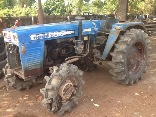 แทรกเตอร์แชมป์ 384 SLXขายตามสภาพครัชหมดต้องเปลี่ยน เครื่องดีมาก
