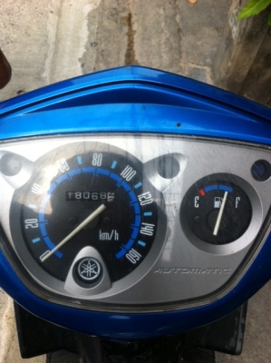 ขาย...yamaha Nouvo ปี47 พร้อมเล่มทะเบียน ขี่กลับบ้านได้เลย ขาย...yamaha Nouvo ปี47 พร้อมเล่มทะเบียน ขี่กลับบ้านได้เลย