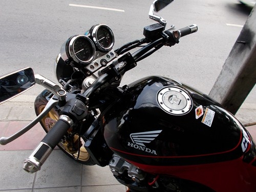 ขายเทค นร.แต่งสวย