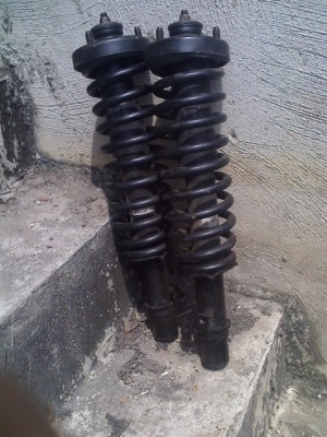 โช๊คac 90-97 เดิมหน้า   1 คู่   เชียงกง  1200 บาท (พร้อมใช้)