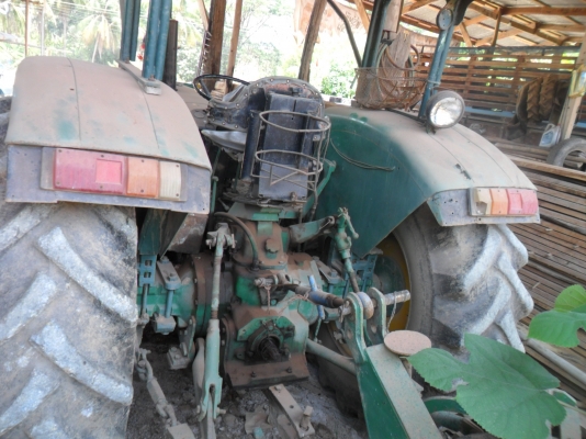 ขอขายรถไถจอนเดียร์รุ่น2130