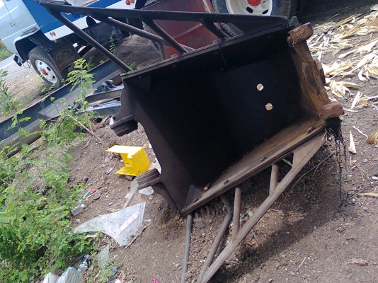 ขายด่วนบุ้งกี้pc120จำนวน2ใบติดต่อ 0876694752