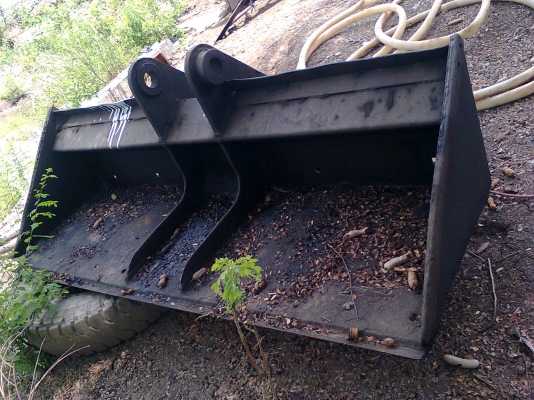 ขายด่วนบุ้งกี้pc120จำนวน2ใบติดต่อ 0876694752