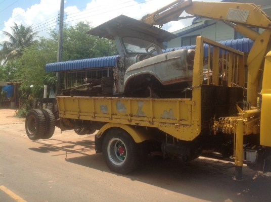 ขายซาก 6 ล้อ หัวยาว ใครสนใจใช้มาเอาเลยครับ 39000