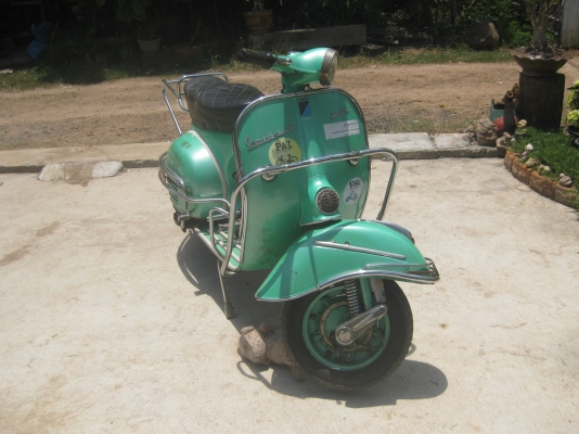 ขายเวสป้า สวยๆครับ