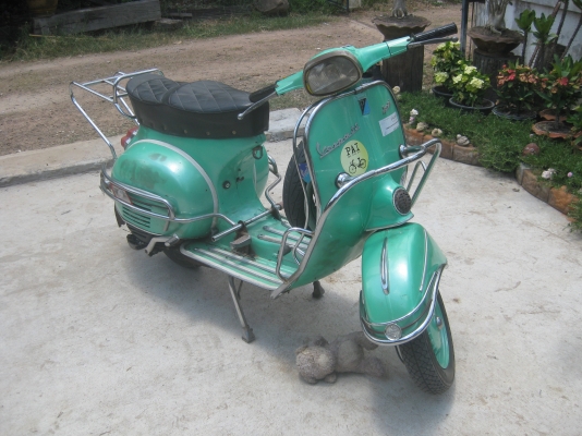 ขายเวสป้า สวยๆครับ