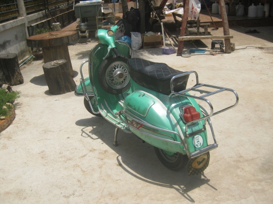 ขายเวสป้า สวยๆครับ