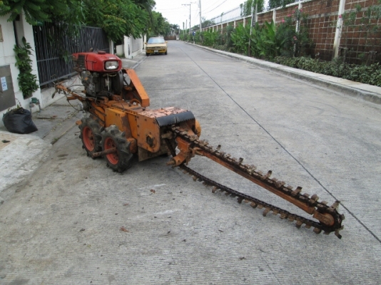 รหัส:13001106รถขุดร่องดินเดินตามใช้เครื่องดีเชลYANMAR SS10C-35569ขนาด9.0PS.เสียงแน่นชั่วโมงทำงาน