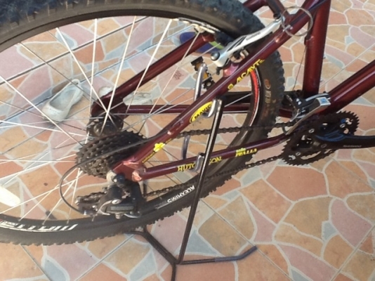 ขายจักรยาน3คัน fixed gear เสือหมอบเสือภูเขา ขายจักรยาน3คัน fixed gear เสือหมอบเสือภูเขา