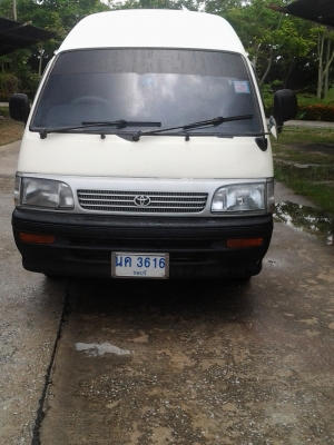 ขายรถตู้TOYOTAหลังคาสูง ติดต่อคุณหนึ่ง0901236595
