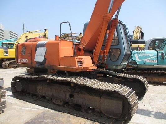 Hitachi Model EX200-3 ปี94 8,952 ช.ม.(สินค้ามาถึงไทยแล้ว) Hitachi Model EX200-3 ปี94 8,952 ช.ม.(สินค้ามาถึงไทยแล้ว)