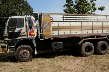 10ล้อดั้ม HINO FM3M ปี39 ดั้มมิเนียม มีระบบลากลูก ยาง90\%