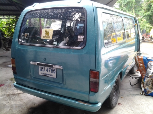 ขายรถตู้โตโยต้าตาหวานเบนซิน 12 r