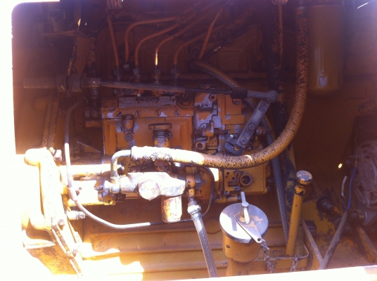 ขายด่วน KOMATSU 510 เครื่องยต์ฟิตใหม่ ระบบเบรคใหม่ ยางใหม่ 4 เส้น เกียร์ดี ทอร์คดี ทำสีใหม่ ต่อแขน ขยายบุ้งกี๋แล้ว สภาพพร้อมใช้งานได้ทันที จัดส่งฟรีทั่วประเทศ ราคาคุยกับเข้าของโดยตรง